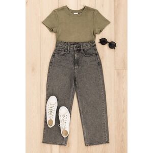 Free Assembly Wide Leg Jeans Super High Crop Straight Gray Wash Size 4‎